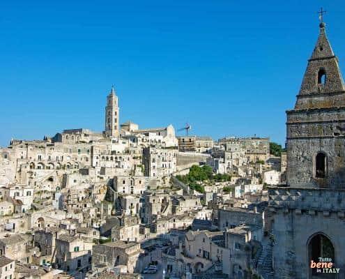 Felsenstadt Matera • m24o Sasso Barisano Altstadt mit Kathedrale, Matera