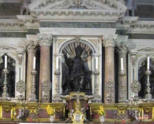 Cattedrale di Santa Maria Assunta • m24o Statue von San Gennaro in der Kapelle von St. Gennaro Januar