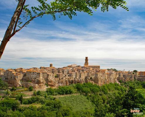 Pitigliano a small town in the Maremma region of southern Tuscany • m24o Pitigliano: Secret places to visit in the southern tip of Tuscany