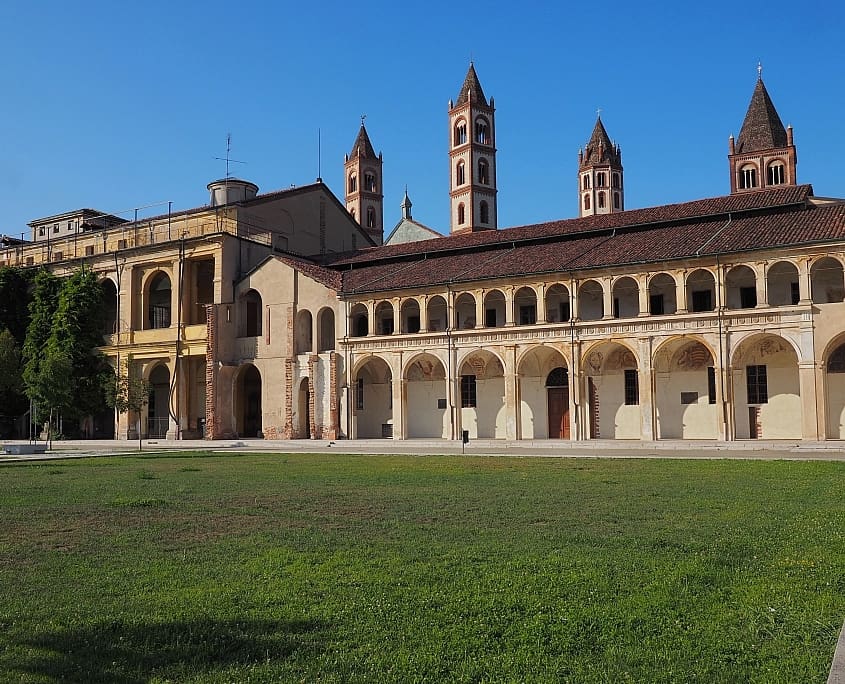 Historisches Zentrum von Vercelli, Piemont, Italien. Es ist eine der ältesten städtischen Stätten in Norditalien. • stock.adobe.com Vercelli, Piemont, Italien
