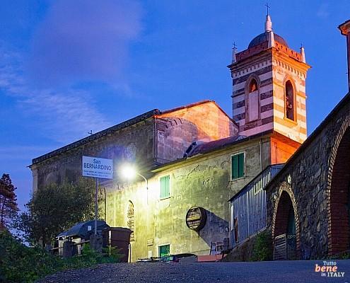 Wallfahrtskirche San Bernardino über Corniglia Cinque Terre, Italien • m24o Wallfahrtskirche San Bernardino über Corniglia Cinque Terre, Italien