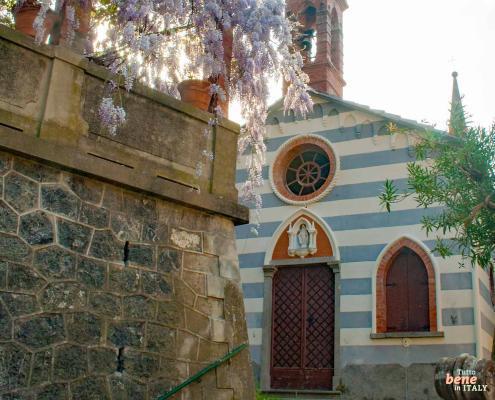 Chapel in Framura Liguria • m24o Chapel in Framura Liguria on the hike to Moneglia