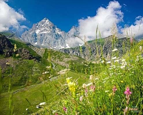 Piedmont Hiking Monviso • m24o Panoramic Hiking in Piedmont with view to Monviso