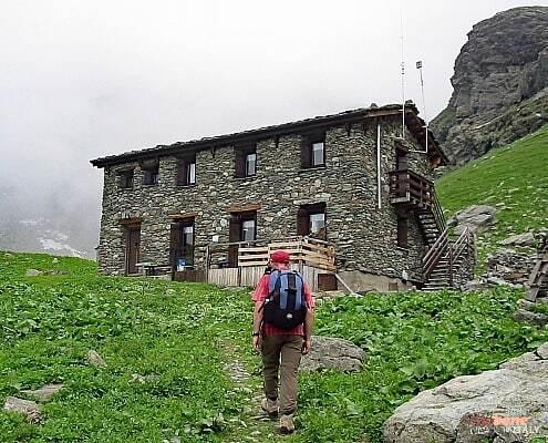 Rifugio Alpetto for rest on the hiking of the giro del Viso in Piedmontto
