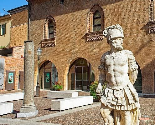 Archäologisches Museum von Tortona im Palazzo Guidonbono • m24o Palazzo Guidonbono, Archäologisches Museum von Tortona, Piemont in Italien