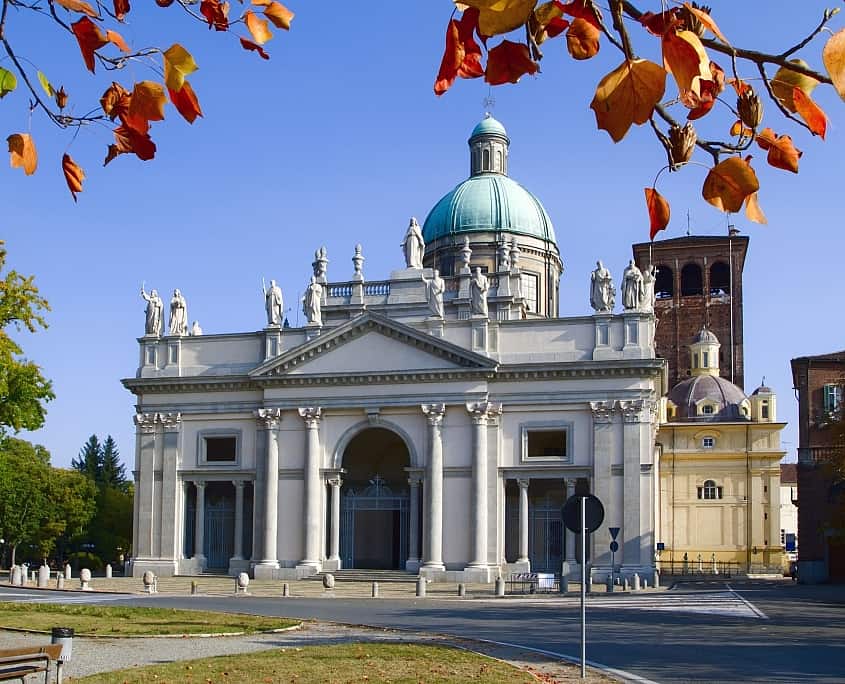 Vercelli, Duomo Metropolitan Kathedrale Basilika Sant'Eusebio, Piemont, Italien • ©picture10 - stock.adobe.com Kathedrale Basilika Sant'Eusebio