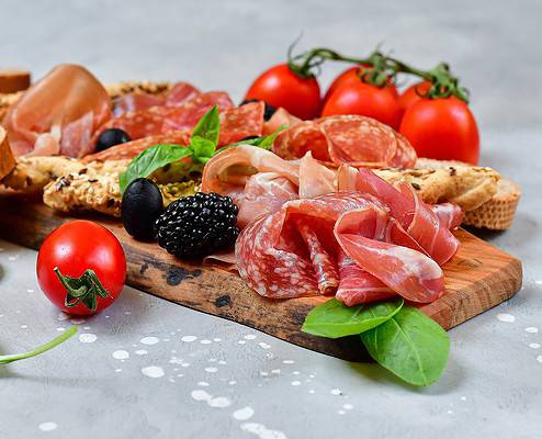 Italienisches Degustationsmenü mit Schinken