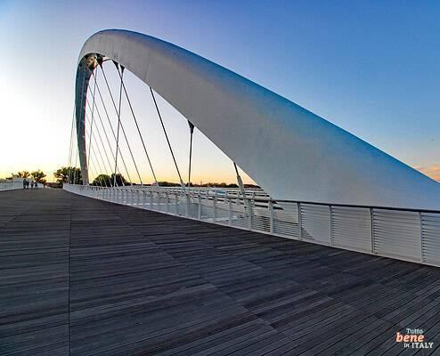 Alessandria Bridge Meier over the Tanaro River • m24o Bridge Meier in Alessandria over the Tanaro River, Piedmont in Italy