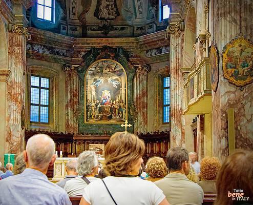 Kirche Santi Bartolomeo und Stefano in Bergamo mit dem Altarbild von Lorenzo Lotto