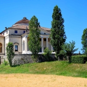Villa La Rotonda Vicenza Andrea Palladio Veneto • m24o Palladio's Villa La Rotonda in Vicenza, the most iconic example of symmetrical Renaissance villa architecture.