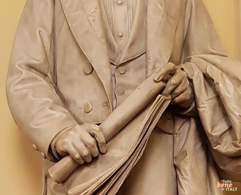 Giuseppe Verdi Statue in the Toscanini Foyer • m24o Marble statue of composer Giuseppe Verdi located in the grand Toscanini Foyer of Teatro alla Scala.