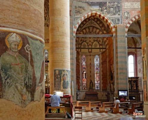 Basilika Sant’Anastasia in Verona • m24o Basilika Sant’Anastasia mit dem berühmten Fresko von Antonio Pisanello