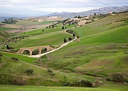 Landscape in Sicily • m24o Caltagirone on your Sicily Road Trip