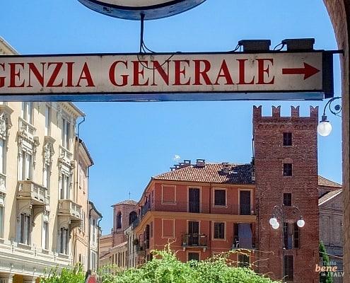 Torre und Palazzo dei Guttuari, Asti, Piemont • m24o Turm und Palazzo dei Guttuari in Asti Piedmon, Italien