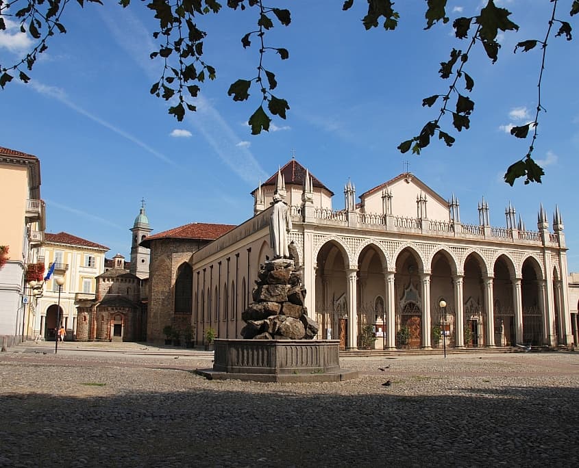 What to do in Biella, Piedmont? Come and see the Cathedral of Biella in the Lower Town