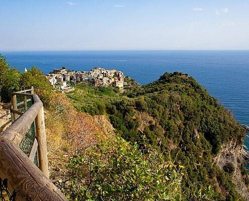 Wanderung von Vernazza nach Corniglia. Cinque Terre Wandern