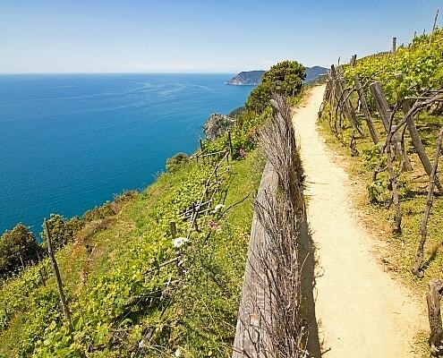 Hiking path in the Cinque Terre over the cliffs from Manarola to Corniglia