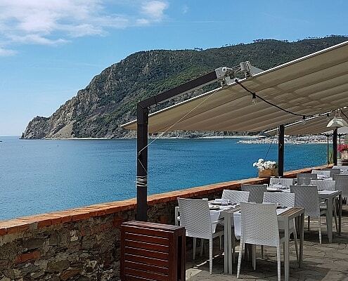 Romantisches Restaurant in Monterosso al Mare in den Cinque Terre, Italien