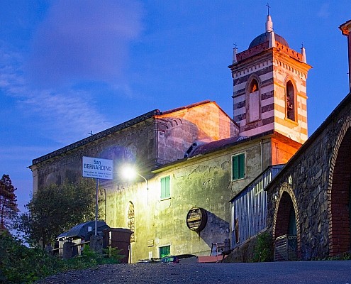 Wallfahrtskirche San Bernardino über Corniglia Cinque Terre, Italien