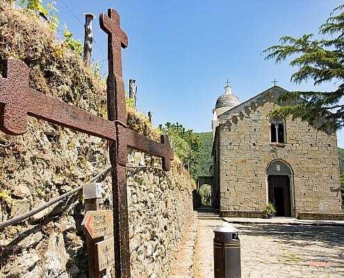 Wallfahrtskirche Volastra Nostra Signora della Salute über Manarola, Wandern in den Cinque Terre • m24o Wallfahrtskirche Volastra Nostra Signora della Salute über Manarola, Wandern in den Cinque Terre