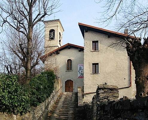 Wandern Comer See Monte Piatto Kirche, Lombardei