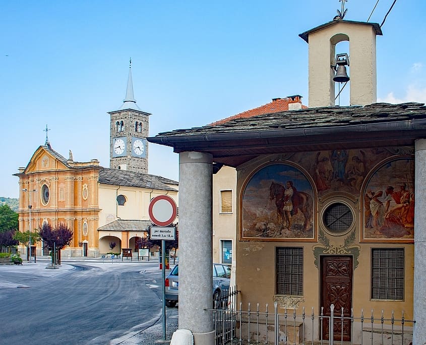 Kirche in Paesana im Tal des Po im Piemont, Italien
