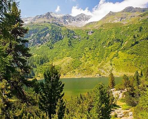 Wandern zum Bitabergsee in den Schweizer Alpen, Bregaglia-Tal