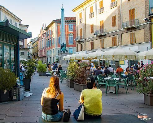 Alessandria, Piedmont: City center with Piazzetta della Lega Lombarda • m24o Alessandria historic city center with Piazzetta della Lega Lombarda, Piedmont in Italy