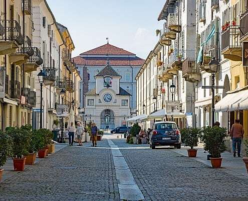 Der Ort Venaria mit dem Königsschloss bei Turin