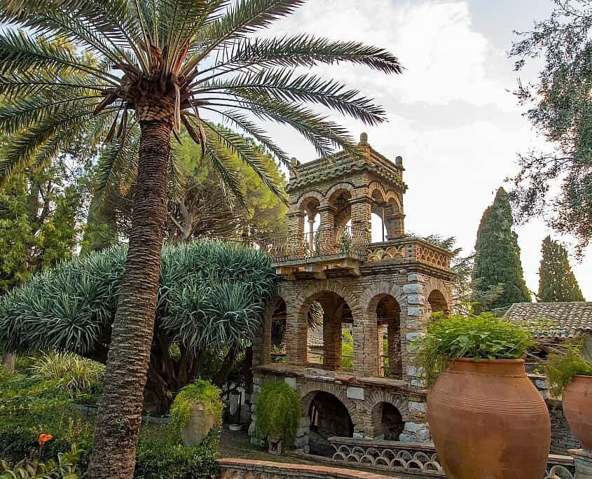 Public garden in Taormina