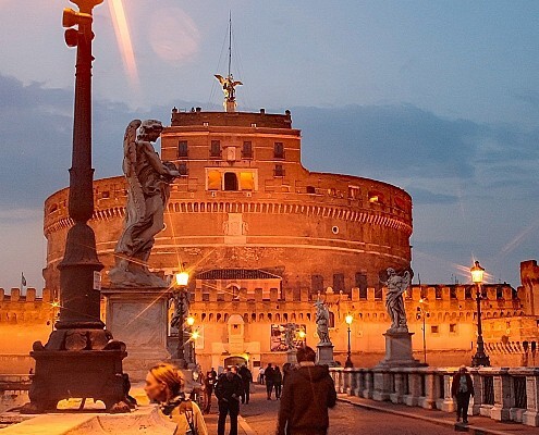 Ponte Sant'Angelo with the Castel Sant'Angelo are some of the famous sights to see in Rome
