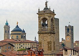 Oberstadt von Bergamo, Panoramablick von der Rocca