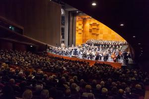 ZUBIN MEHTA am Opernhaus Florenz.