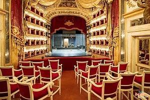 The Royal Box - Teatro San Carlo Naples