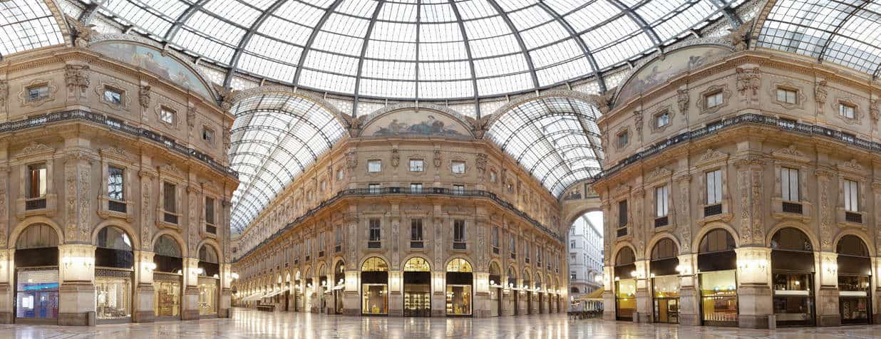 The Galleria Vittorio Emanuele II is an elegant shopping arcade. It houses some of the most luxurious boutiques in Milan.